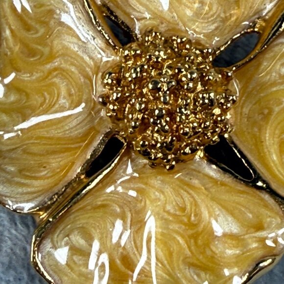 Gold-Tone Enamel Flower Clip-On Earrings Textured Centers Vintage Chunky Retro - Picture 14 of 16